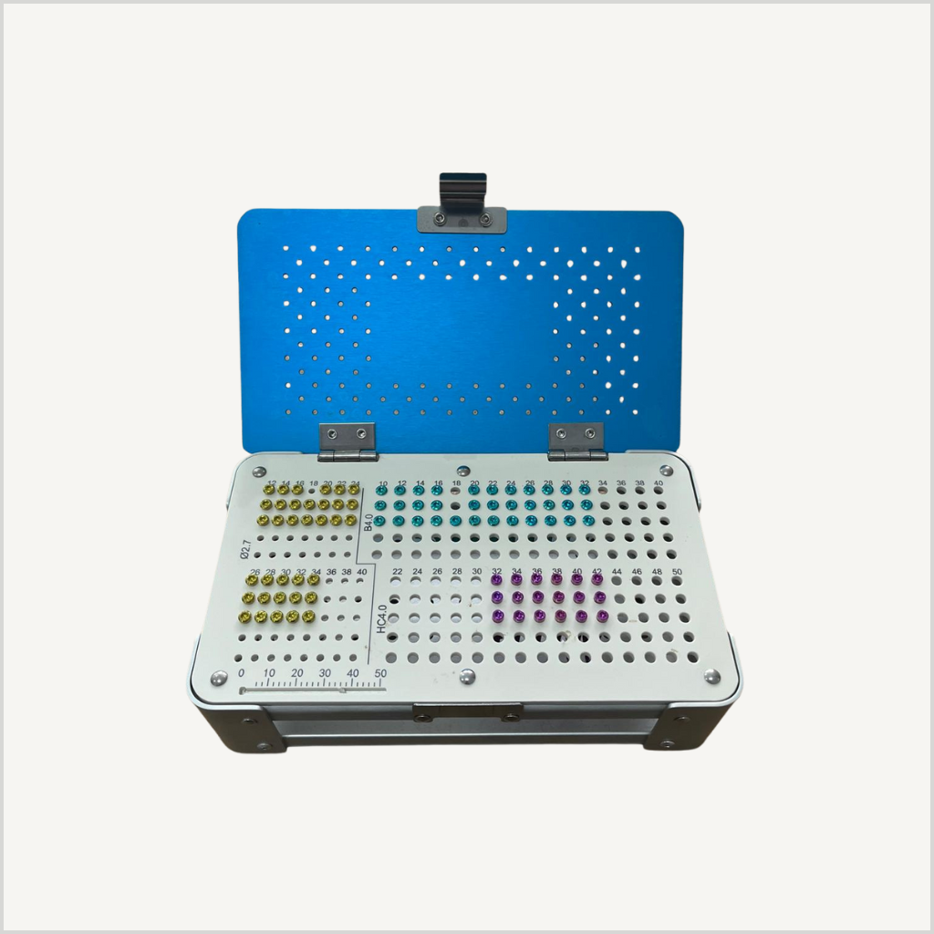 Estuche tornillos TPLO&PRCL L (America)